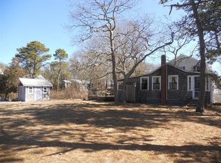 7 Grove St, North Falmouth, MA 02556