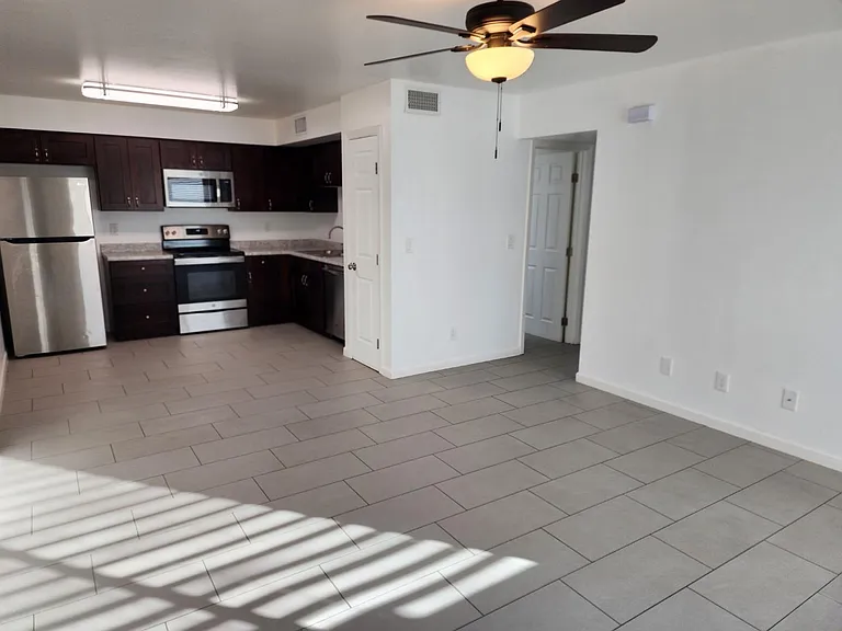6164 E Greenway St #3 — Photo 2