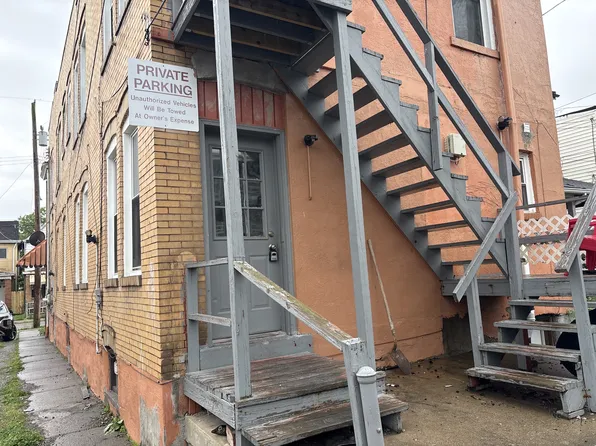712 Russellwood Ave APT 1, Mc Kees Rocks, PA 15136