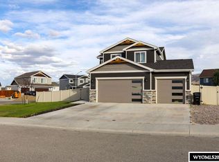 6809 Rogue River Rd, Casper, WY 82604