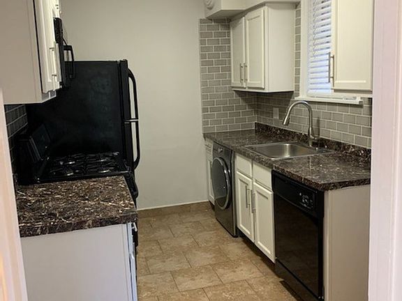 4th image of 1019 Sanford Ave #2NE