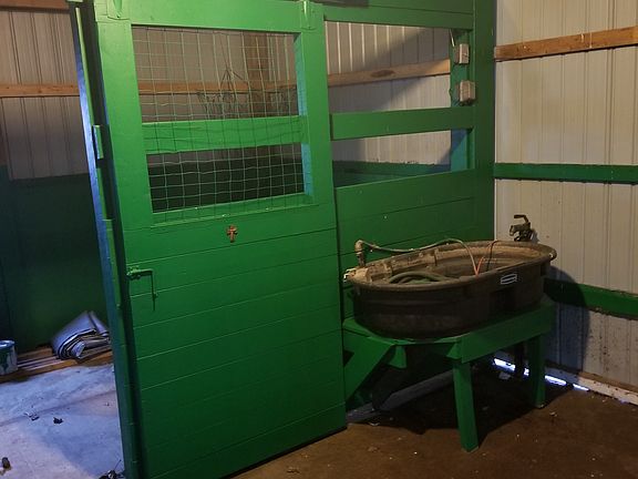 stall and water trough