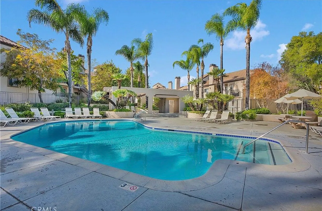 24159 Del Monte Dr — Photo 1