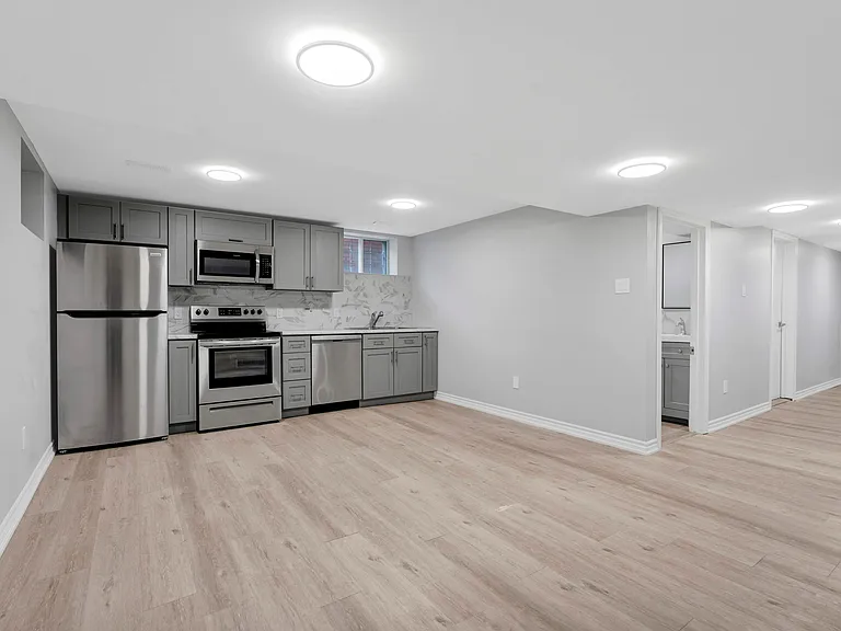 151 Dauphin Ave #2 — Photo 10