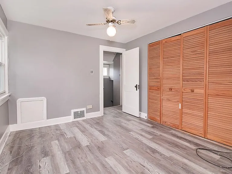4520 Kenmore Ave — Photo 15