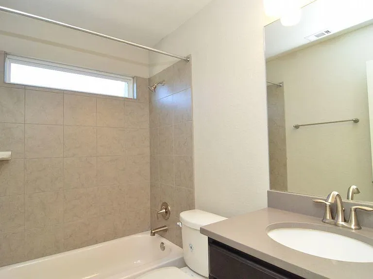 2921 Bond Dr #243C — Photo 18