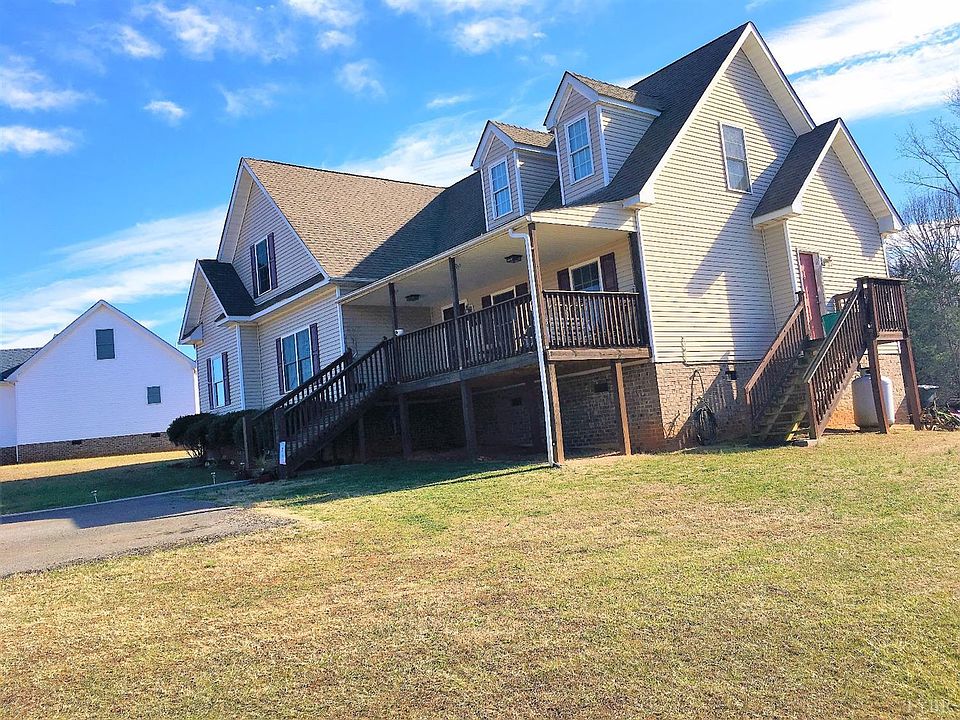 1st image of 211 Stoney Creek Dr