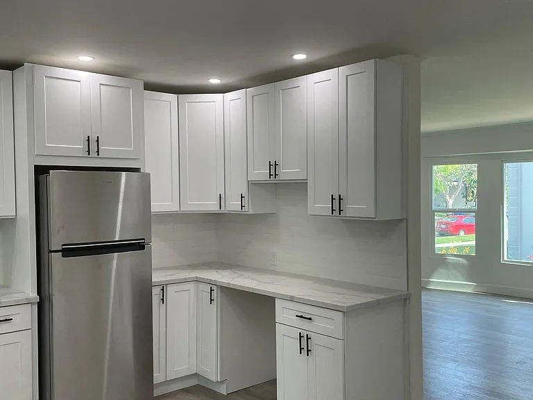 1201 S Orange Grove Ave #1 — Photo 6