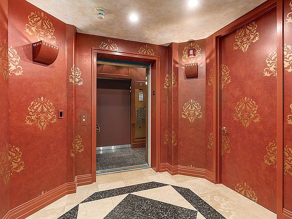 3rd image of 1110 W Ivanhoe Blvd Unit 26