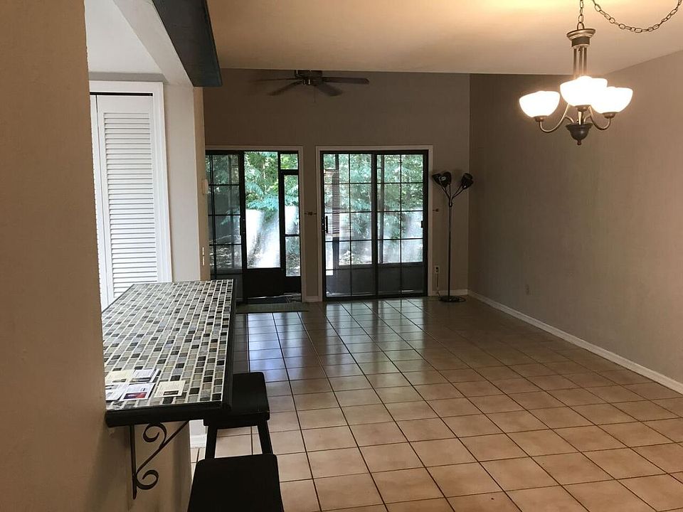 Tiled Living Area
