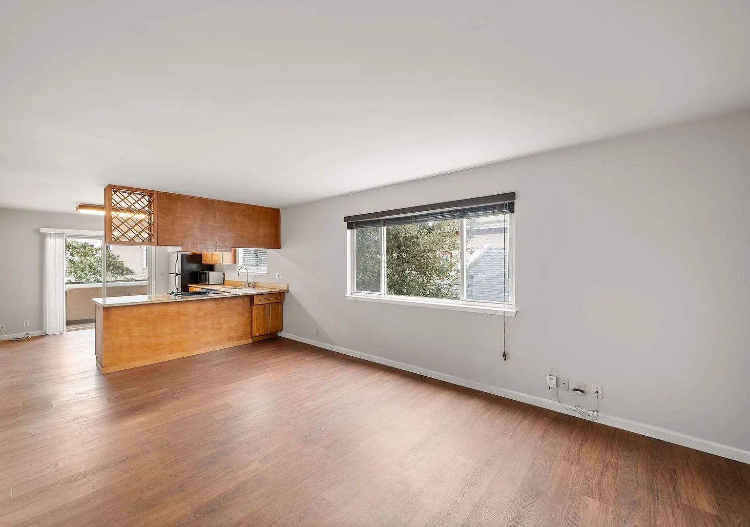 1444 Walnut St. — Photo 4
