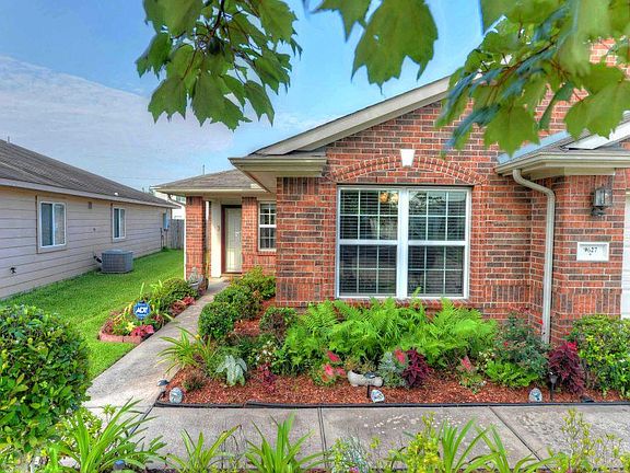 2nd image of 9627 Golden Park Ln