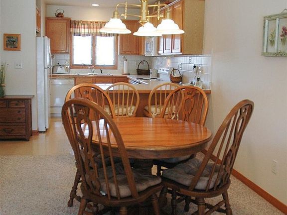 4th image of 206 Parkside Dr