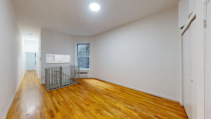 Rented by Bond New York | media 1