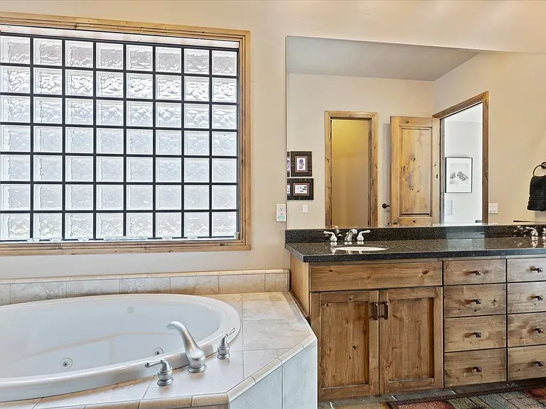 4378 Sunrise Dr — Photo 17