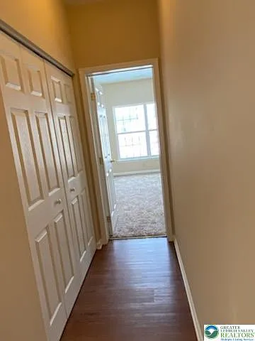 251 Huntington Ln — Photo 8