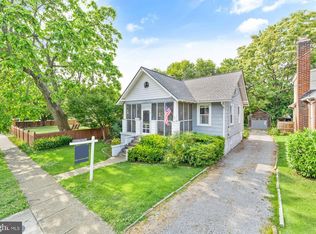 929 20th St S, Arlington, VA 22202