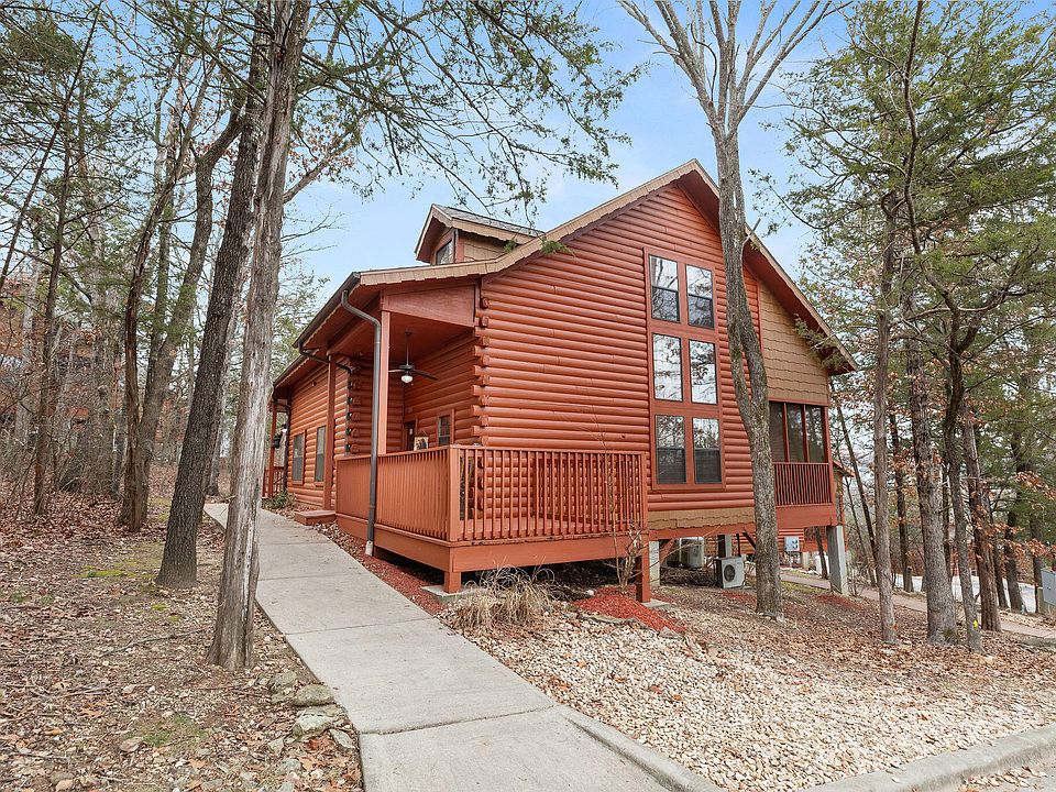 1st image of 266 Oakridge Drive #2