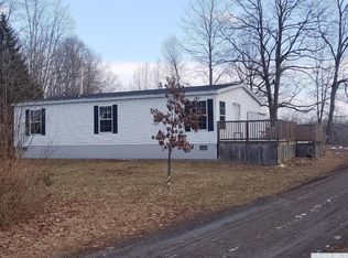 55 Mill Rd, Red Hook, NY 12571