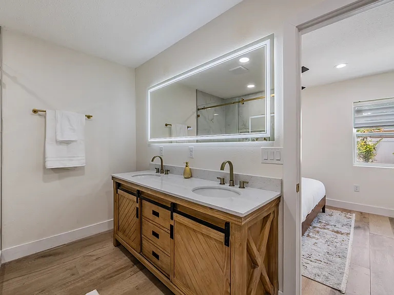 3405 W Rogers Ave — Photo 17