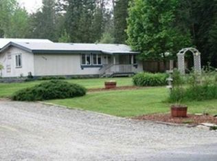 4878 Merritt Dr, Clayton, WA 99110