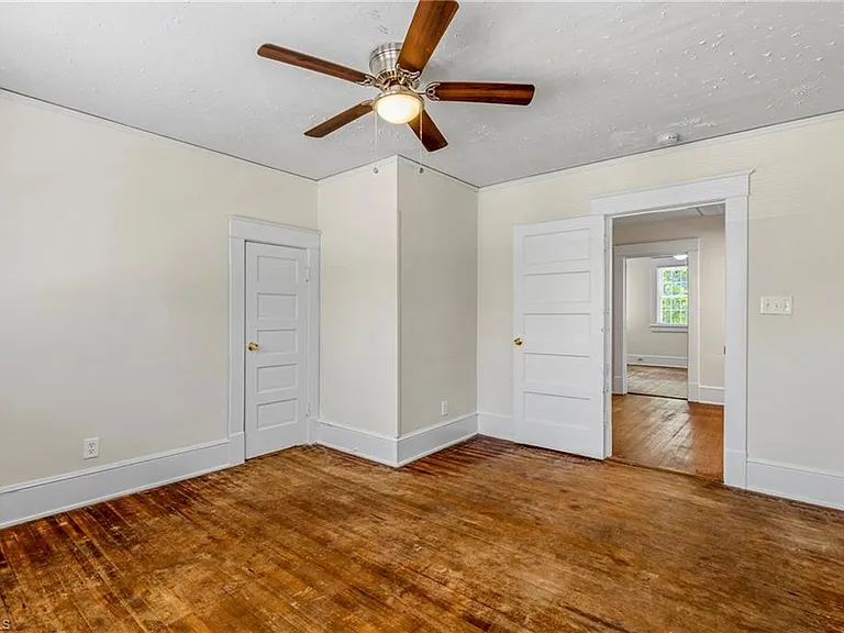 1506 Martin Luther King Jr Dr — Photo 30