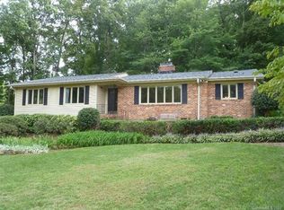 5627 Robinhood Rd, Charlotte, NC 28211