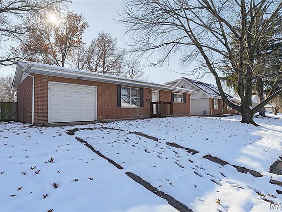 4th image of 14 Wilson Park Dr