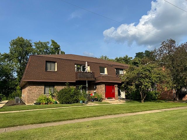 1st image of 150 S Lincoln Ave