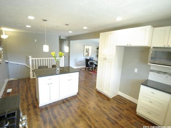 3rd image of 2169 E Vimont Ave