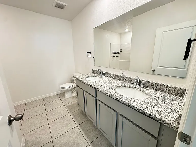 320 Mariana Way — Photo 19