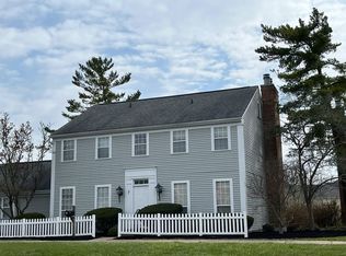 7 Cogswells Grant Dr, Fairfield, OH 45014
