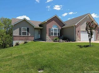 526 N Milford, Hillsboro, MO 63050