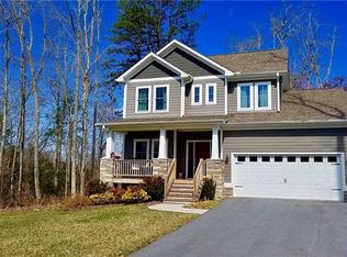 191 Fox Creek Dr, Fletcher, NC 28732