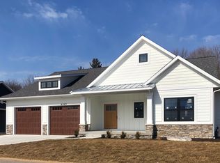 6423 Copperleaf Ct #13, Holland, MI 49423