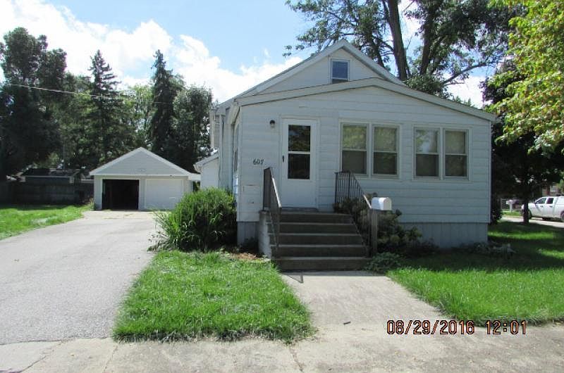 1st image of 607 Mosher St