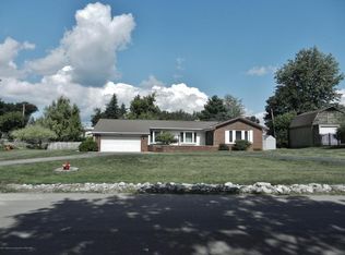 801 Cumberland Dr, Eaton Rapids, MI 48827