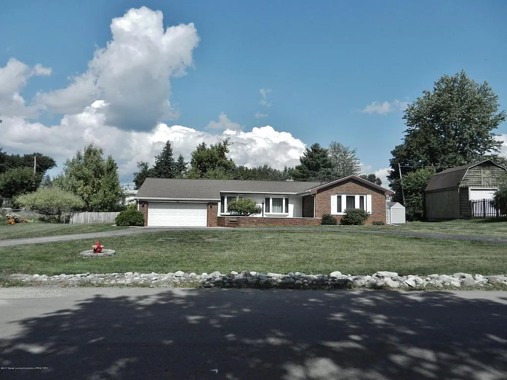 801 Cumberland Dr photo 1
