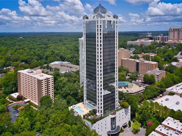 2828 Peachtree Rd NW APT 903, Atlanta, GA 30305