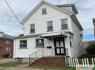 80 Holly St, Carteret, NJ 07008
