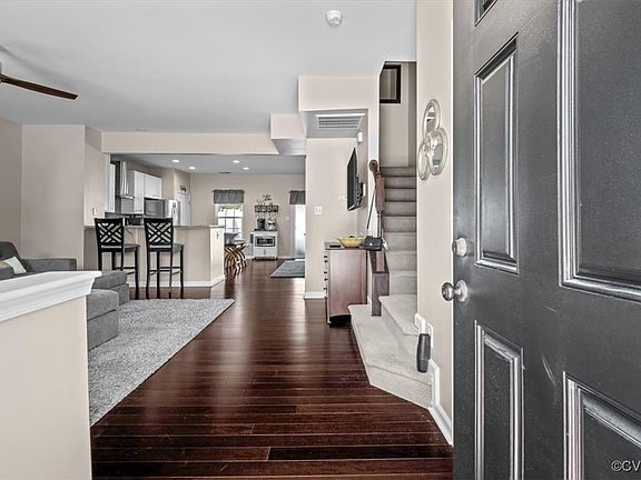 4th image of 11576 Claimont Mill Dr