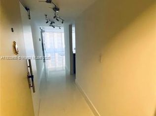 555 NE 15th St APT 27G, Miami, FL 33132