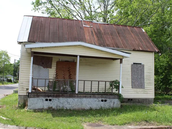 400 Pine St, Dothan, AL 36303