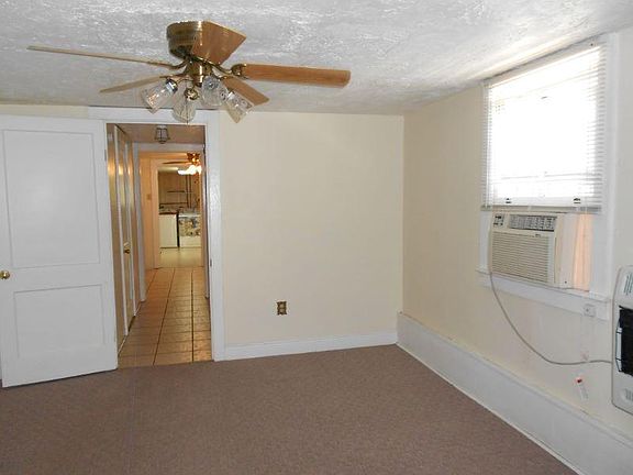 4th image of 4706 Saint Peter St #A