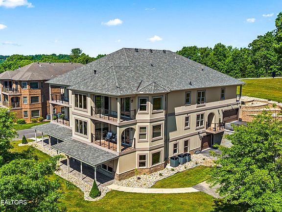 5th image of 2434 Grand View Ct