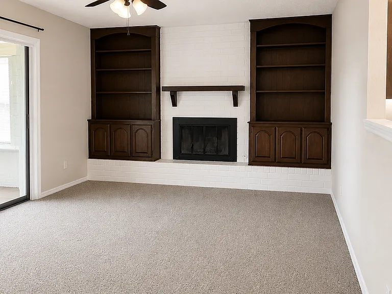 4516 Lunow Dr — Photo 3