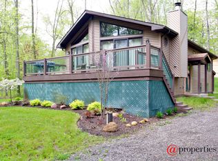 N2675 Sunset Park Dr, Lake Geneva, WI 53147