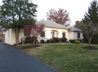 525 Nottingham Pkwy, Hurstbourne, KY 40222