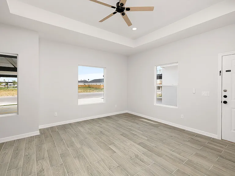 404 N Alexandrite Ave #3 — Photo 7