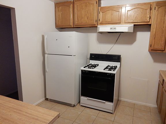 3rd image of 1801 N Cochiti Ave